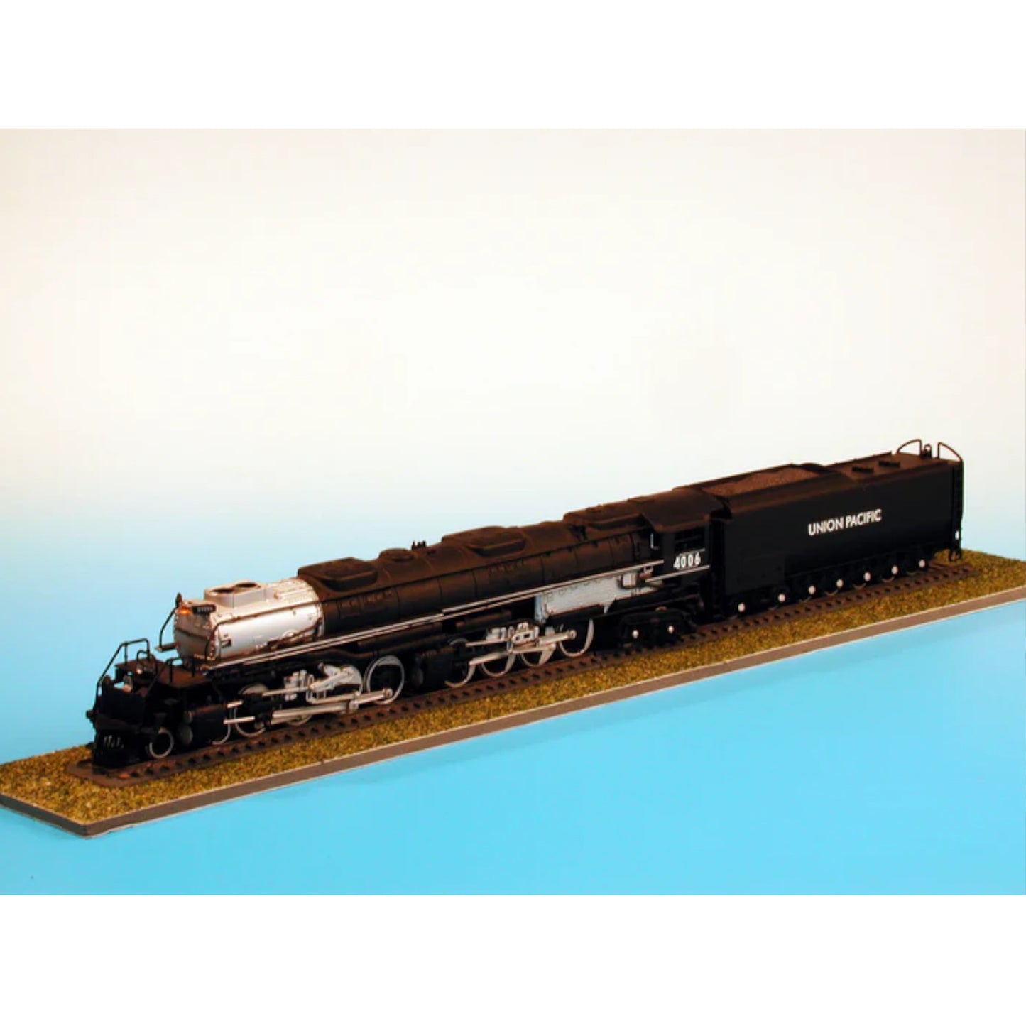 Revell Union Pacific Big Boy Locomotive Train Model Kit 02165