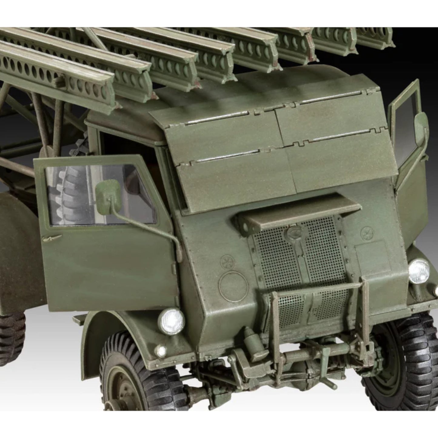 Revell W.O.T. 8 BM-13-16 Katyusha / Cargo Truck Model Kit 1:35 Soviet WW2 Rocket Launcher 03338 Alternate 4