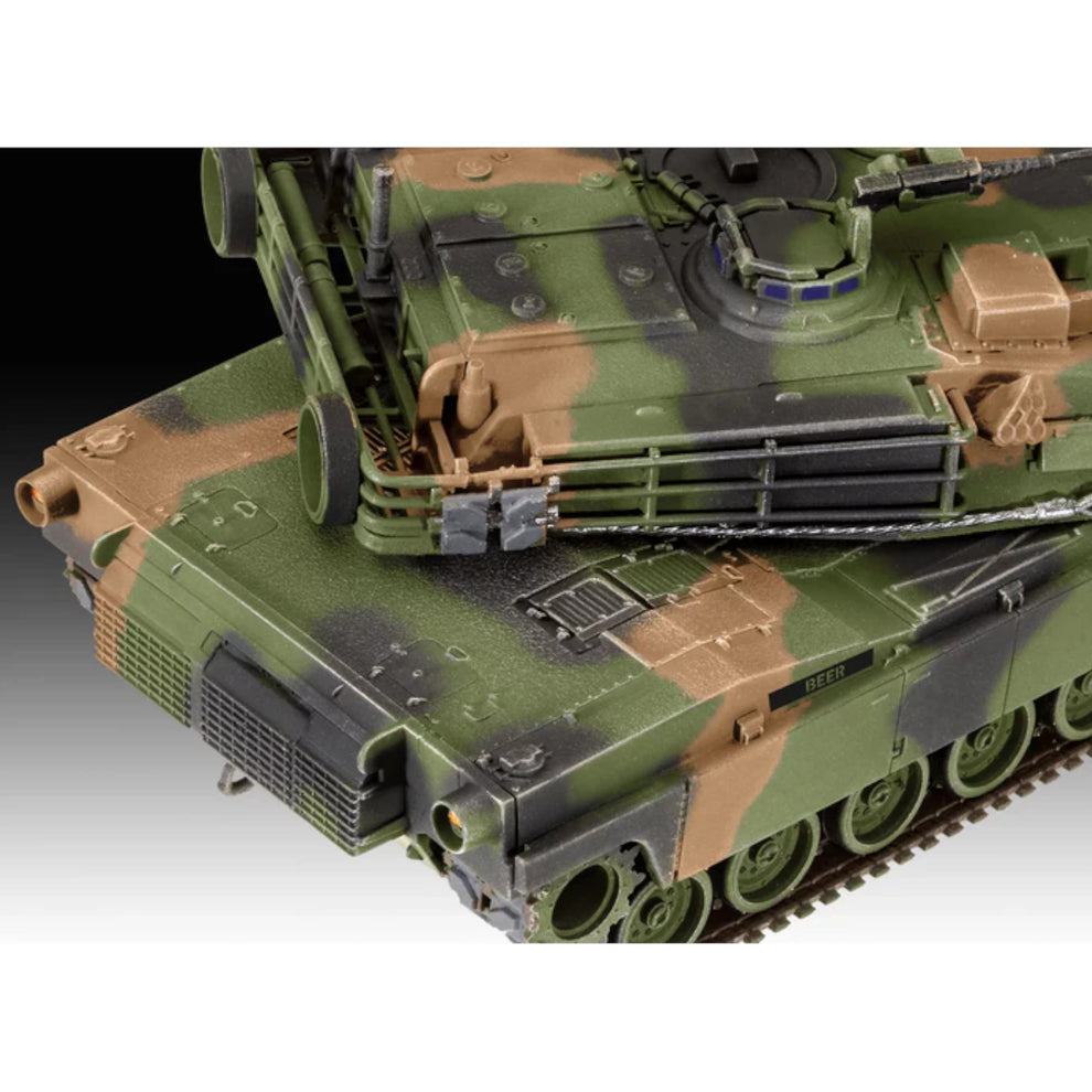 Revell M1A1 AIM(SA)/ M1A2 Abrams Tank Model Kit 1:72 American Battle ...