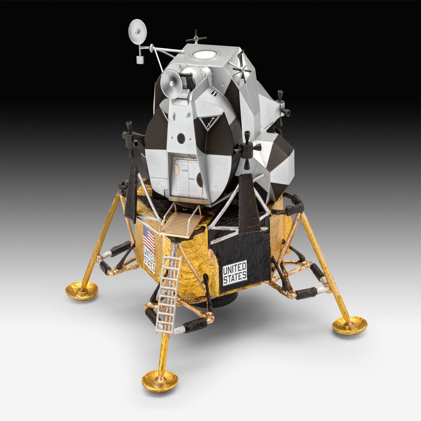 Revell NASA Apollo 11 Lunar Module Eagle 1:48 Spacecraft Model Kit The Eagle Has Landed 03701 Alternate 4