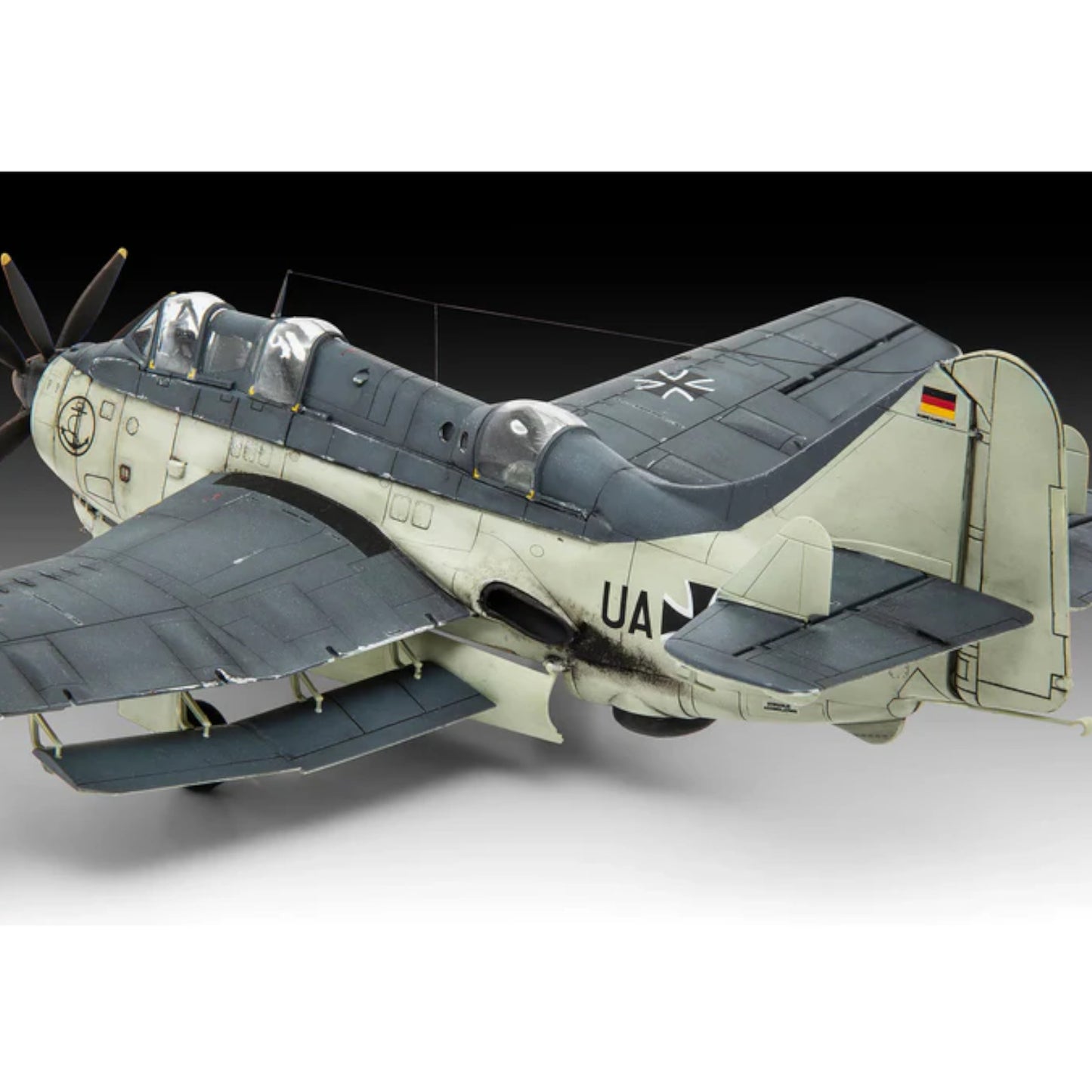 Revell Fairey Gannet AS.1/AS.4 Plane Model Kit 1:72 03775