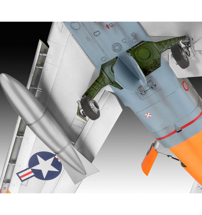 Revell F-86D Dog Sabre 1:48 Flugzeug-Modellbausatz