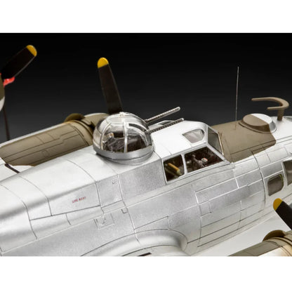 Maquette d'avion Revell B17G Flying Fortress à l'échelle 1:72