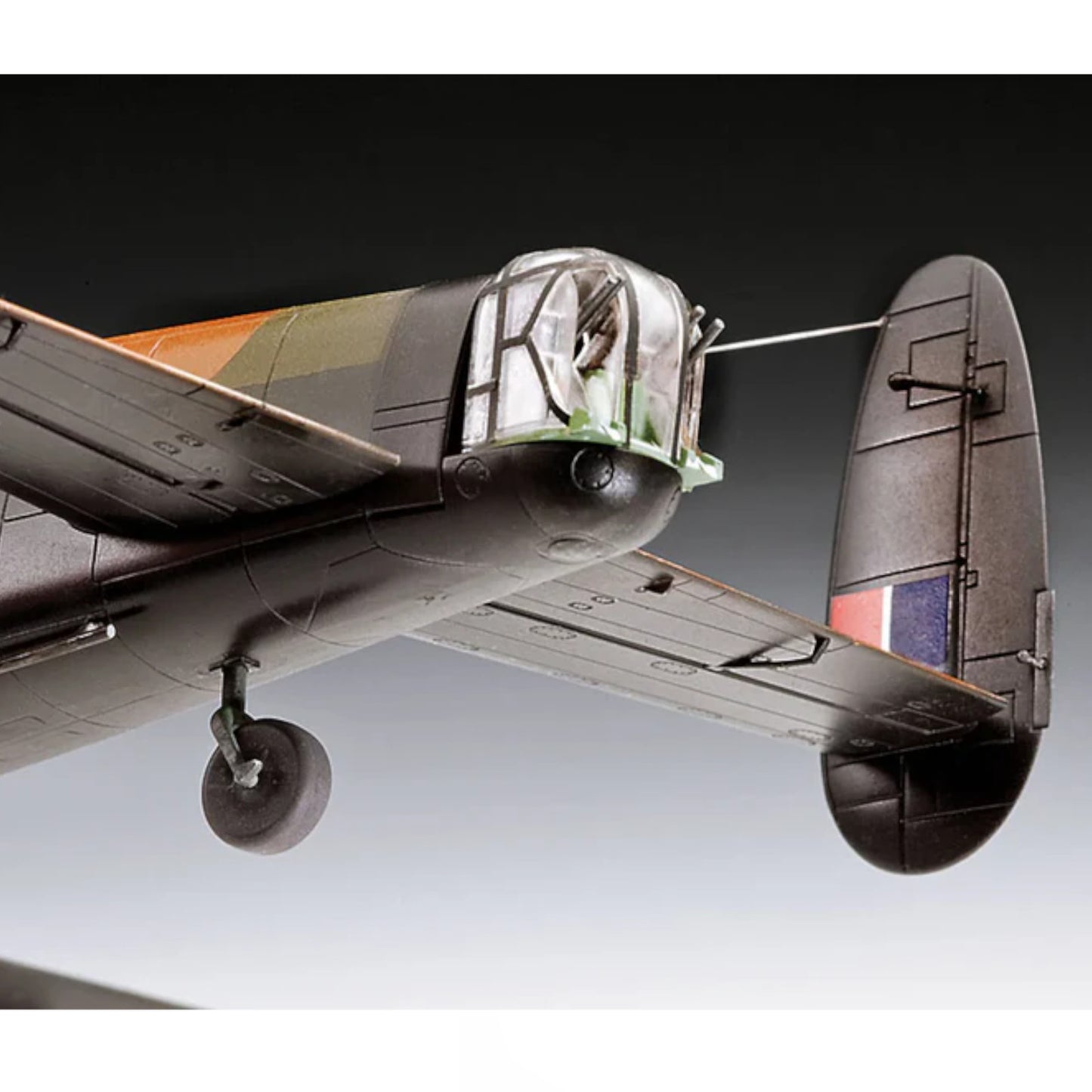 Revell Avro Lancaster Dambusters 1:72 Bomber Plane Model Kit 04295
