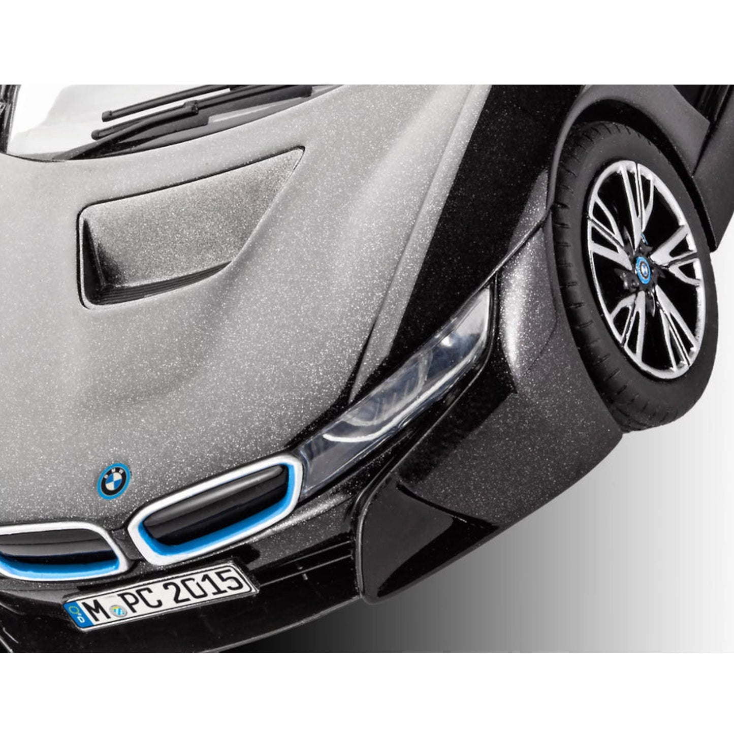 Revell BMW i8 Super Car Model Kit 07008