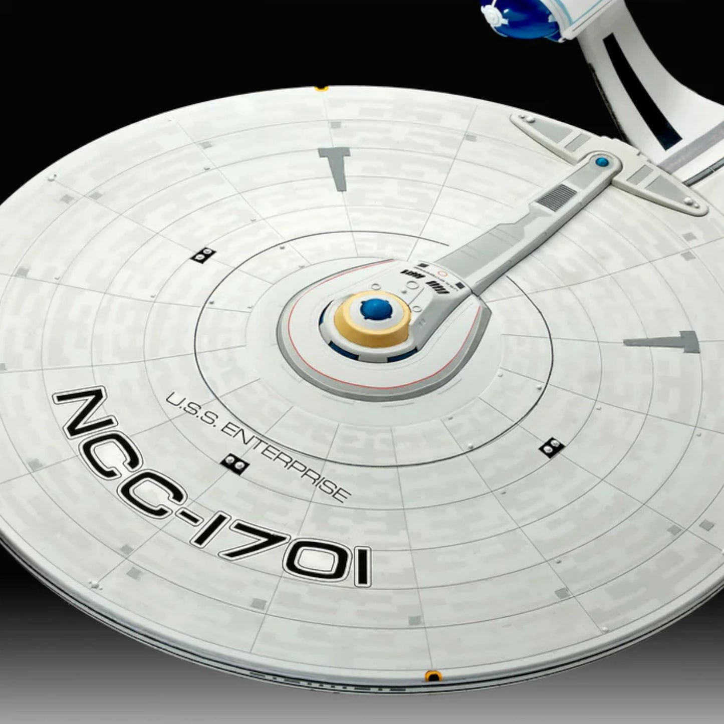 Revell USS Enterprise NCC-1701 "Star Trek: Into Darkness" Spacecraft Model Kit 1:500