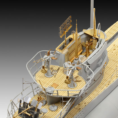 Revell German Submarine Type VII C-41 WW2 U-Boat Model Kit 1:72