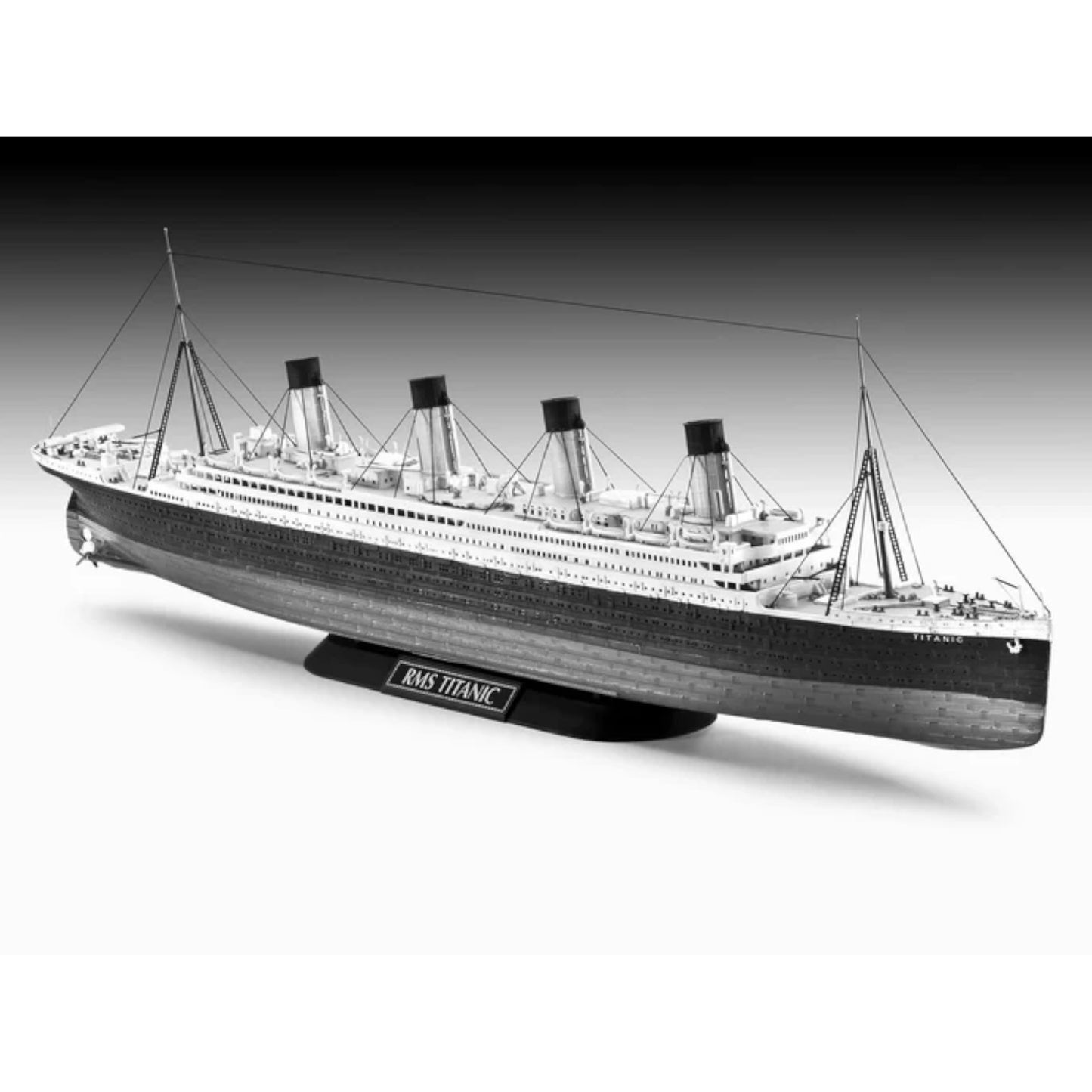 Revell RMS Titanic 1:700 Scale Ship Model Kit 05210