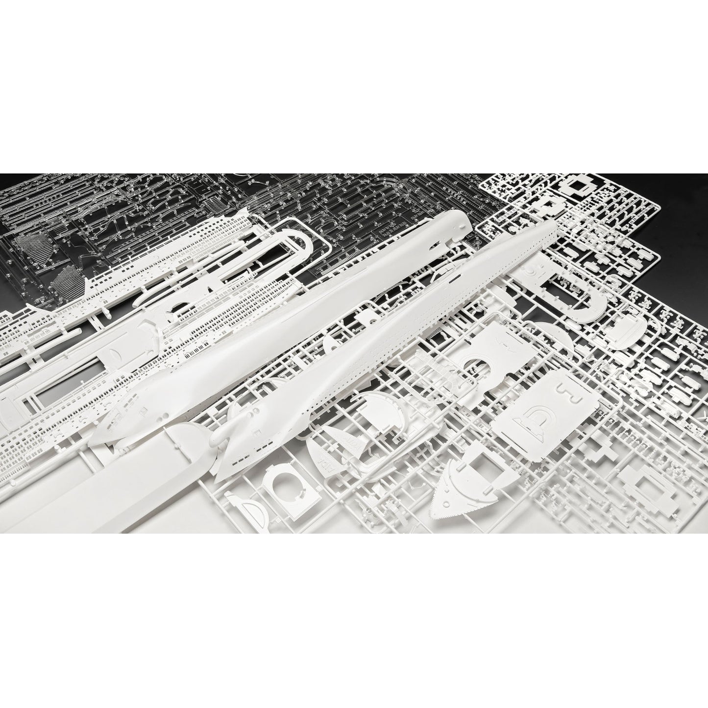 Revell AIDA AIDAblu Sol Mar or Stella Cruise Ship Model Kit 1:400