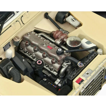 Revell Land Rover Series III LWB (Commercial) Car Model Kit 1:24 07056