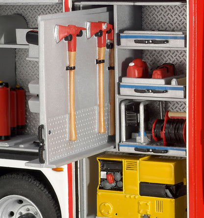 Revell MAN TGM / Schlingmann HLF 20 VARUS 4x4 1:24 Kit de modèle de camion