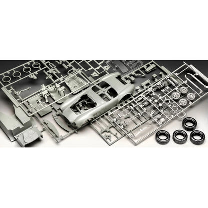 Revell 1962 Shelby Cobra 289 1:25 Car Model Kit Classic V8 67669