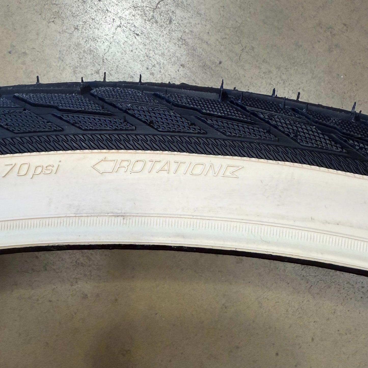Schwalbe Road Cruiser K-Guard TwinSkin Whitewall Green 700c Bike Tyre