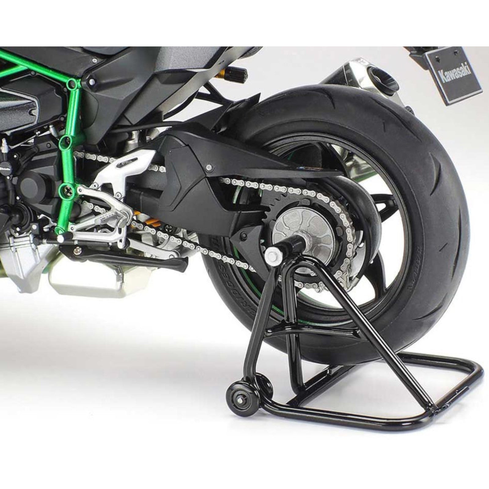 Tamiya Kawasaki Ninja H2 Carbon 1:12 Motorbike Model Kit Alternate 12