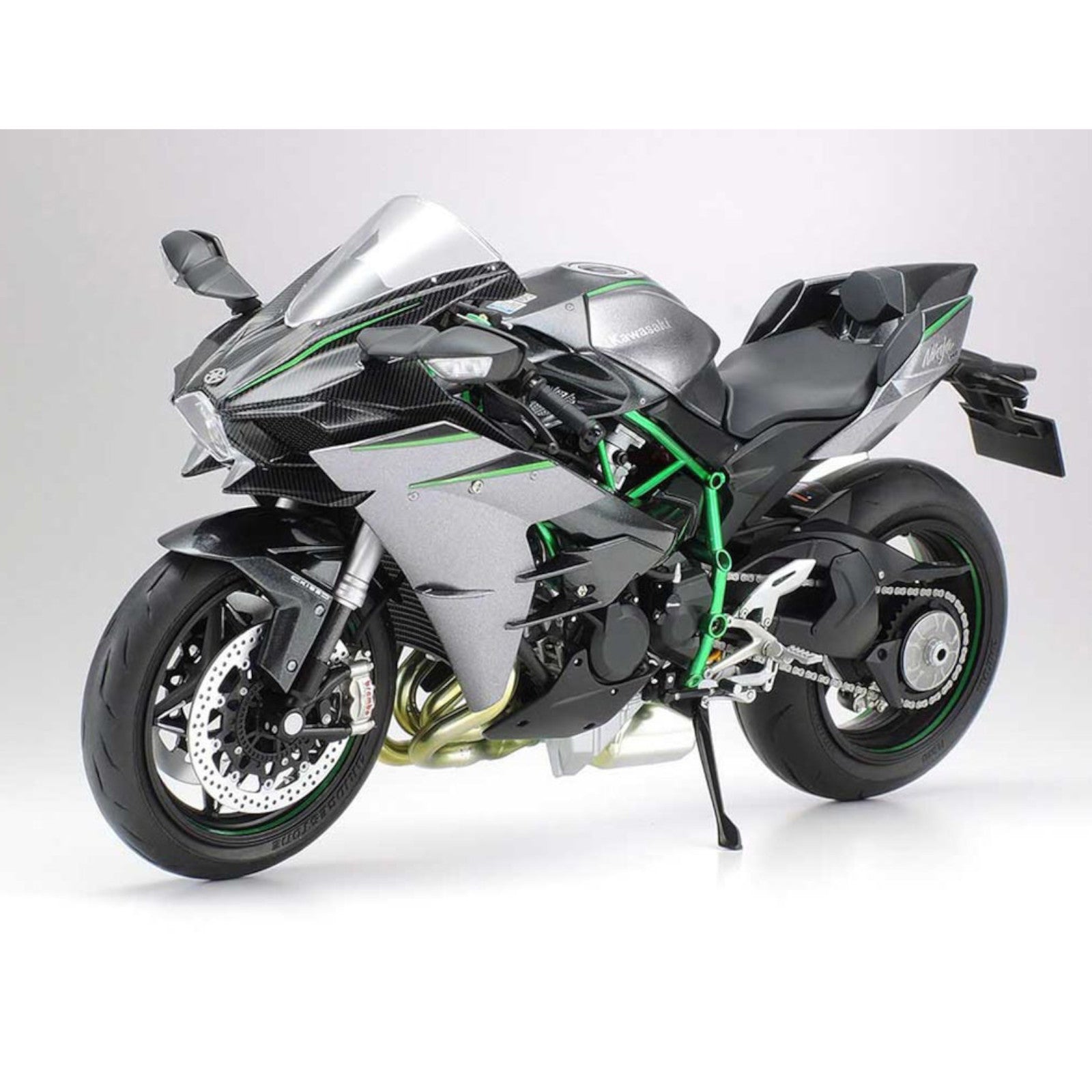Tamiya Kawasaki Ninja H2 Carbon 1:12 Motorbike Model Kit Alternate 2