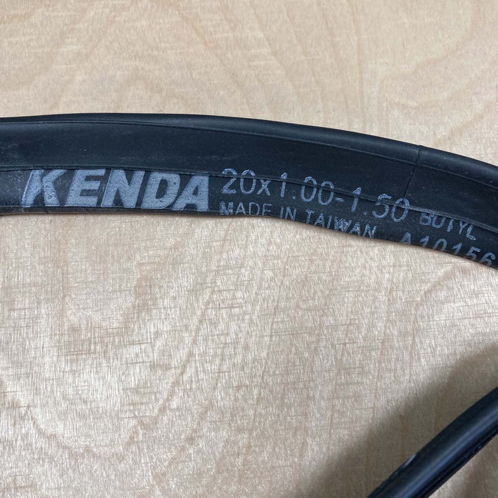 Kenda 20 x 1.00-1.50" E-Ready 20 Inch Schrader Valve Bike Inner Tube Alternate 1