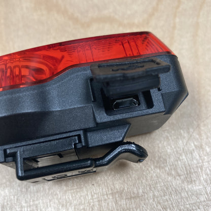 Fahrradrücklicht Smart Superflash 0,5W wiederaufladbar Schwarz