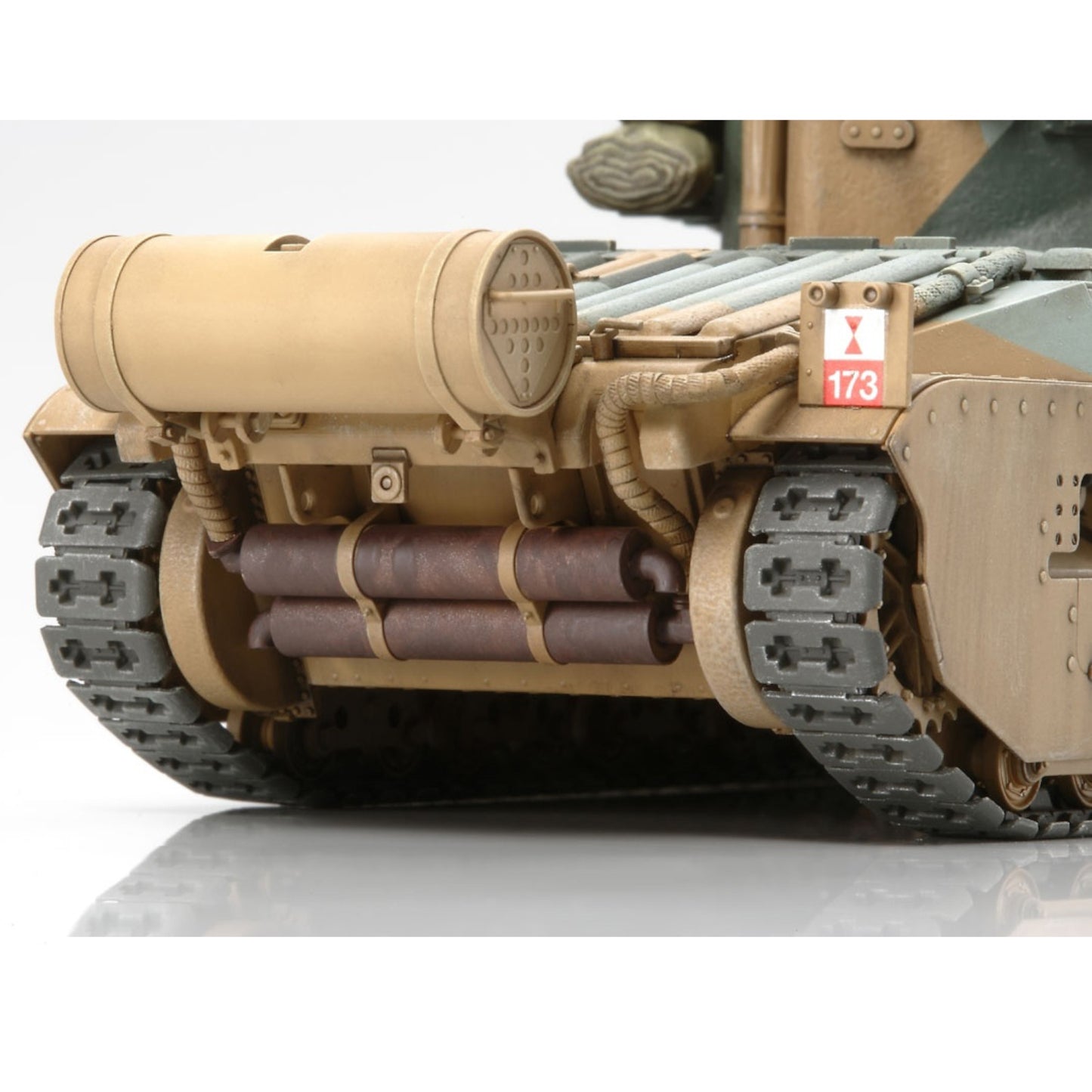 Tamiya Matilda Mk.III/IV Infantry 1:35 Tank Model Kit 35300 Alternate 4