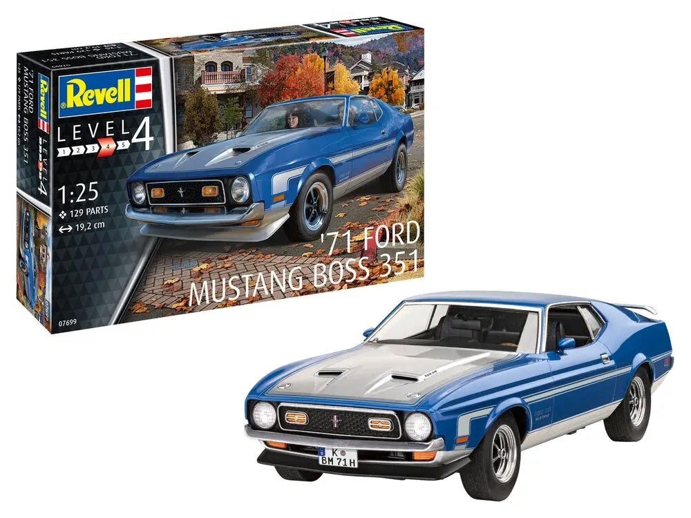 Revell '71 Ford Mustang Boss 351 Car Model Kit 1:25