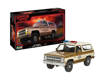 Revell Jim Hopper´s Chevy® Blazer K5™ Stranger Things Car Model Kit 1:25