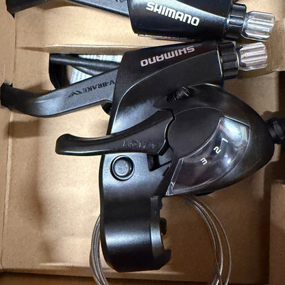 Shimano ST-EF41 EZ Fire Plus STI Set for V-brakes 3 x 6 Speed 2-Finger Lever 6 Speed Bike Shifter Set