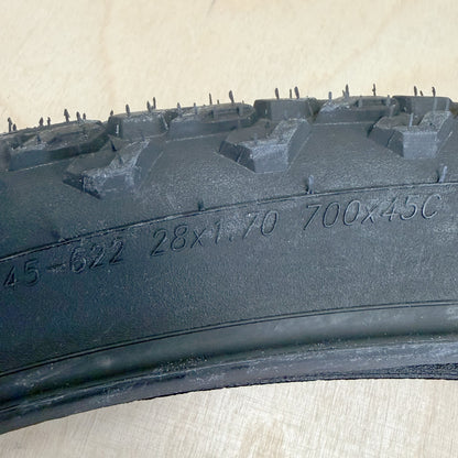 Schwalbe Motion Land Cruiser 700 x 45c Wired 700c Bike Tyre
