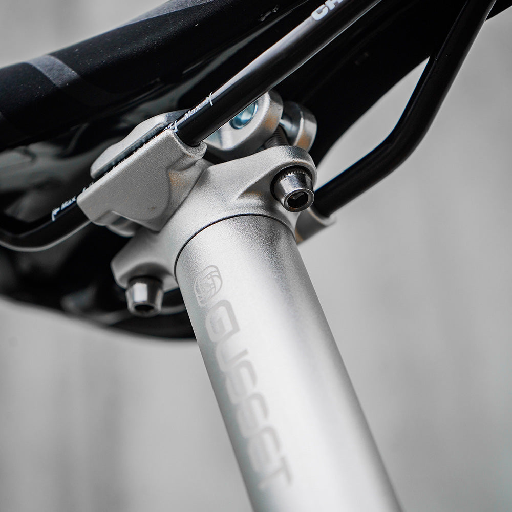 Gusset Lofty Silver 30.9mm Bike Seatpost Alternate 2