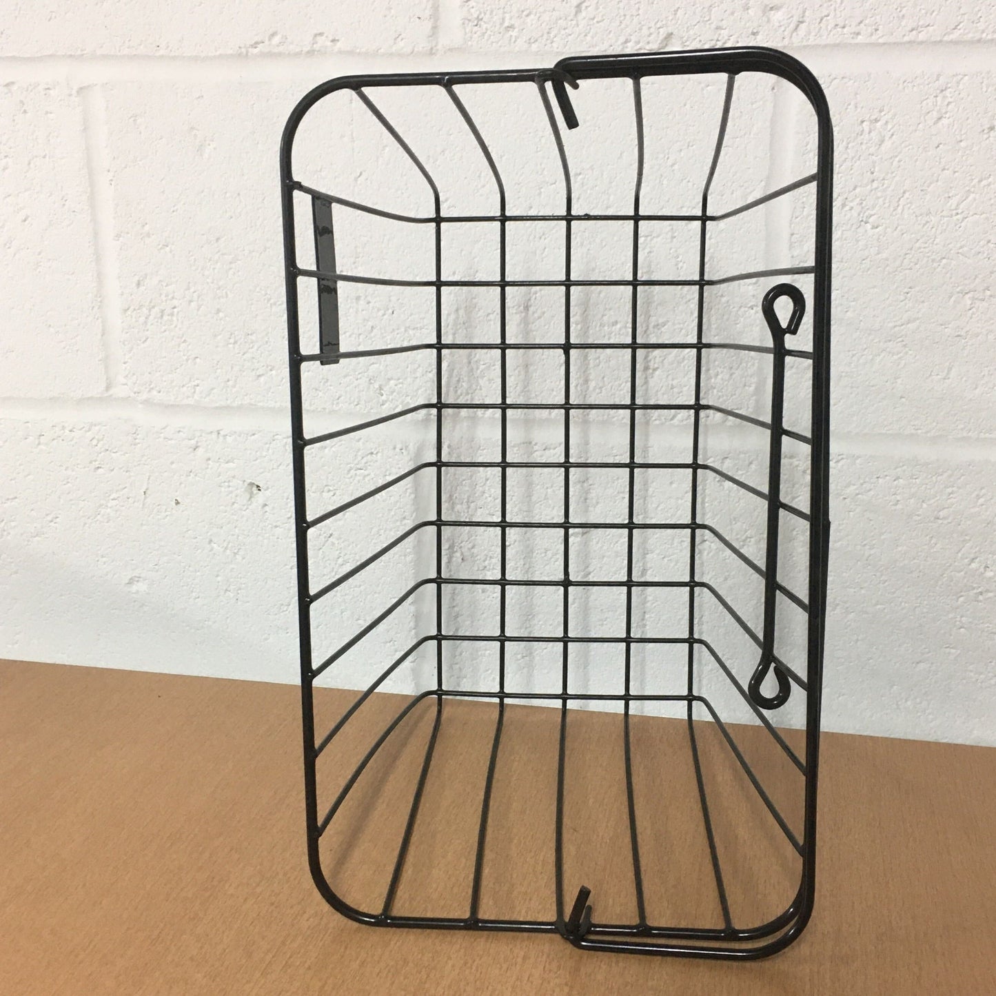 Adie Wire Basket Bike Basket No Bracket Alternate 1