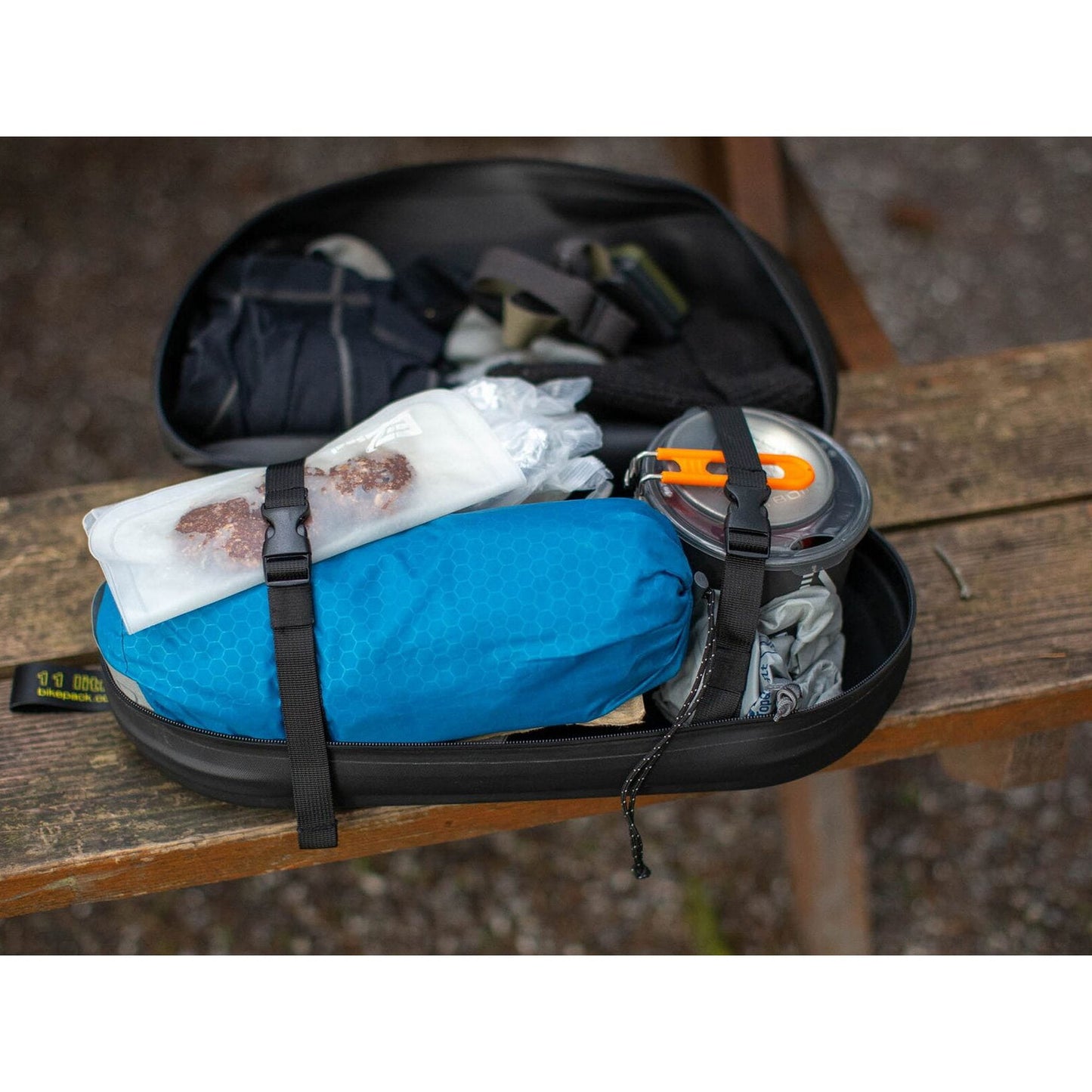Aeroe 11 Litre QuickLock Adventure Pod Rear Bike Pannier Bags Alternate 3