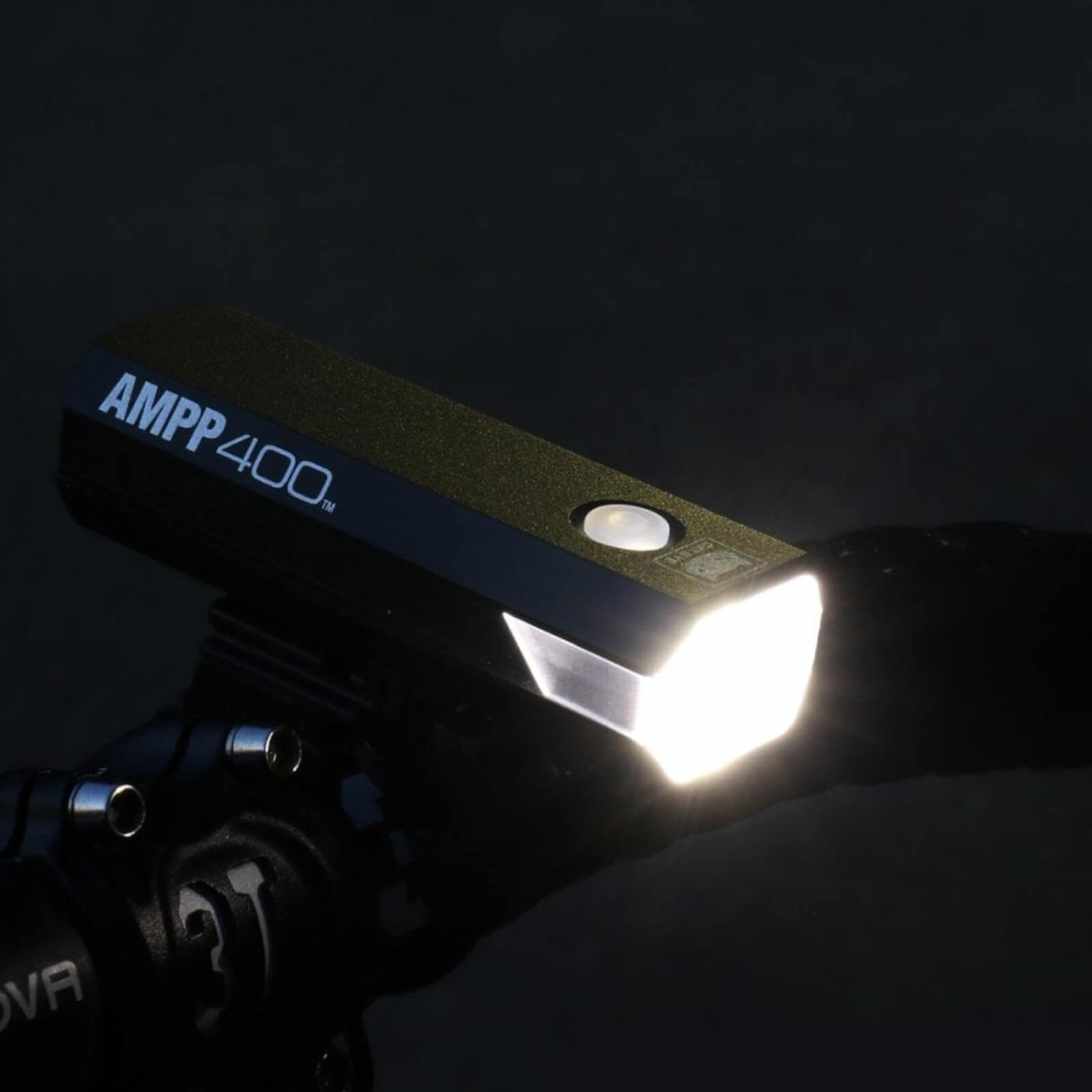 Cateye AMPP 400 Front Bike Light Alternate 2