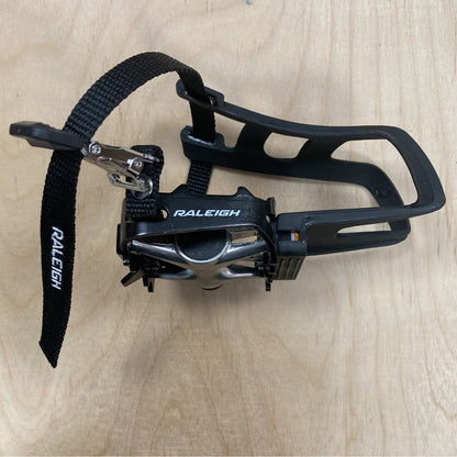 Raleigh Mountain Bike Pedal and Toe Clip with Straps 9/16" Bike Pedal Toe Clips Alternate 4