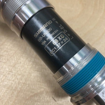 Shimano BB-UN300 68 x 127.5mm Bike Bottom Bracket Bearing Alternate 5