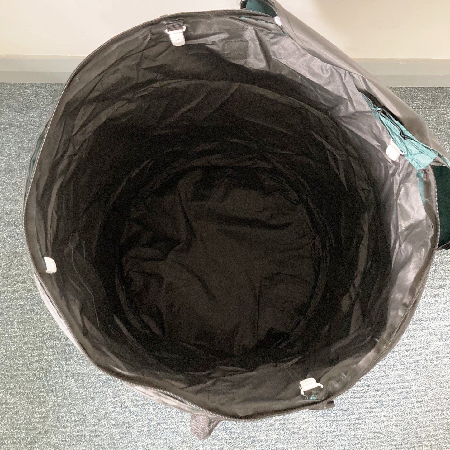 Coghlans 111L Deluxe Pop-Up Mülleimer-Rucksack