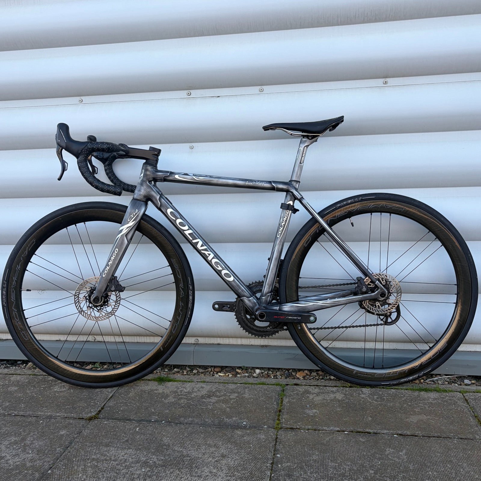 Colnago C64 Complete Bike 48s Disc BUSO S Record EPS 2020 700c Road Racing Bike Alternate 1