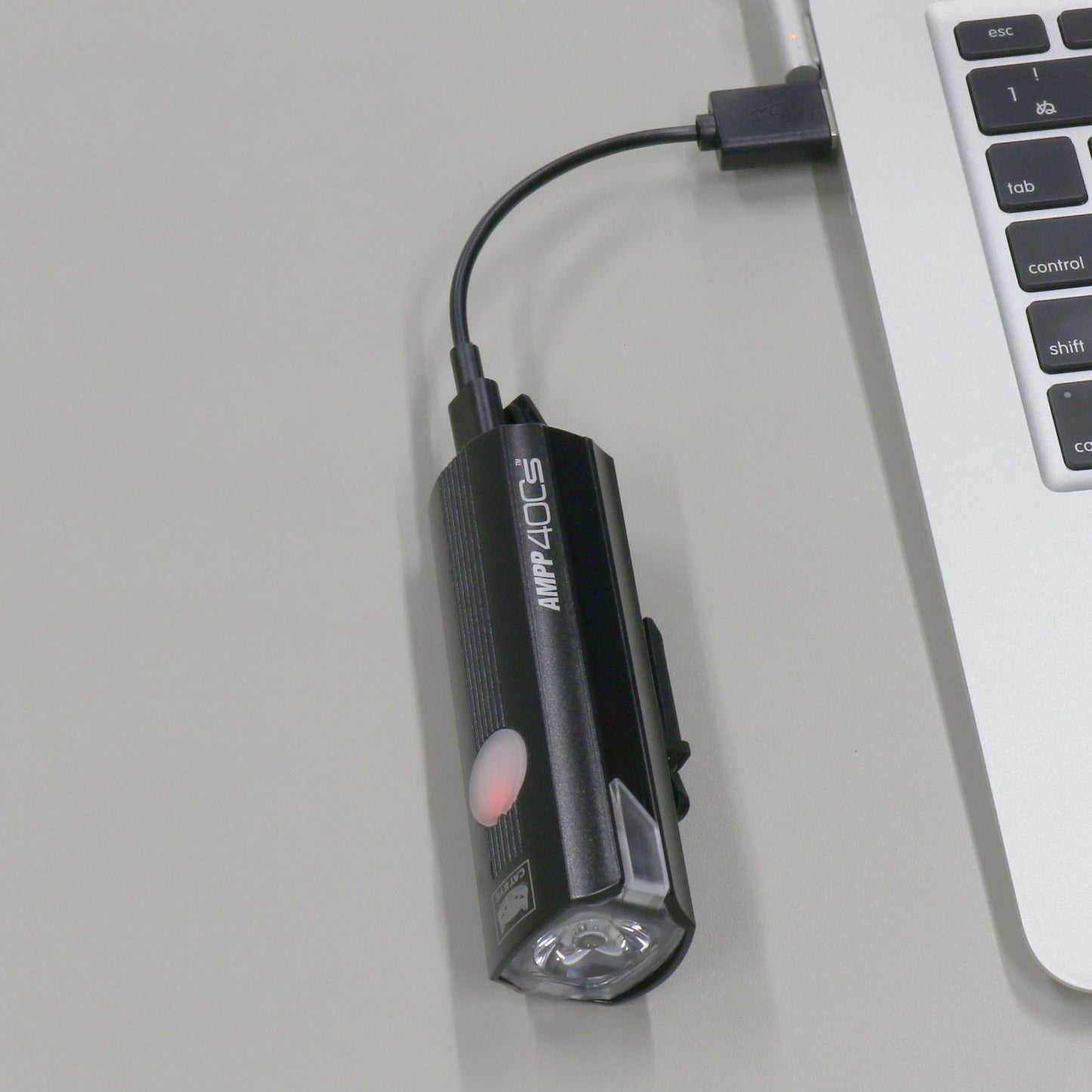 Cateye AMPP 400S Front Bike Light Alternate 3