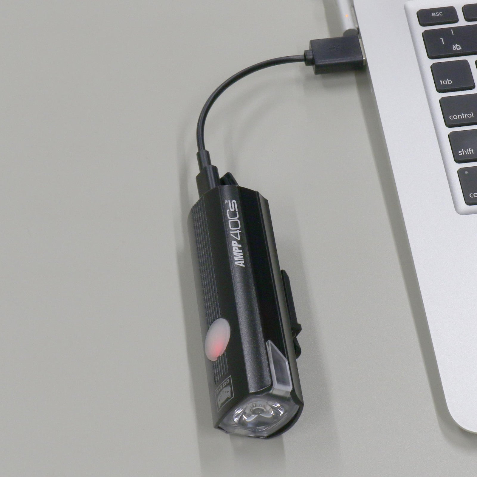 Cateye AMPP 400S Front Bike Light Alternate 3