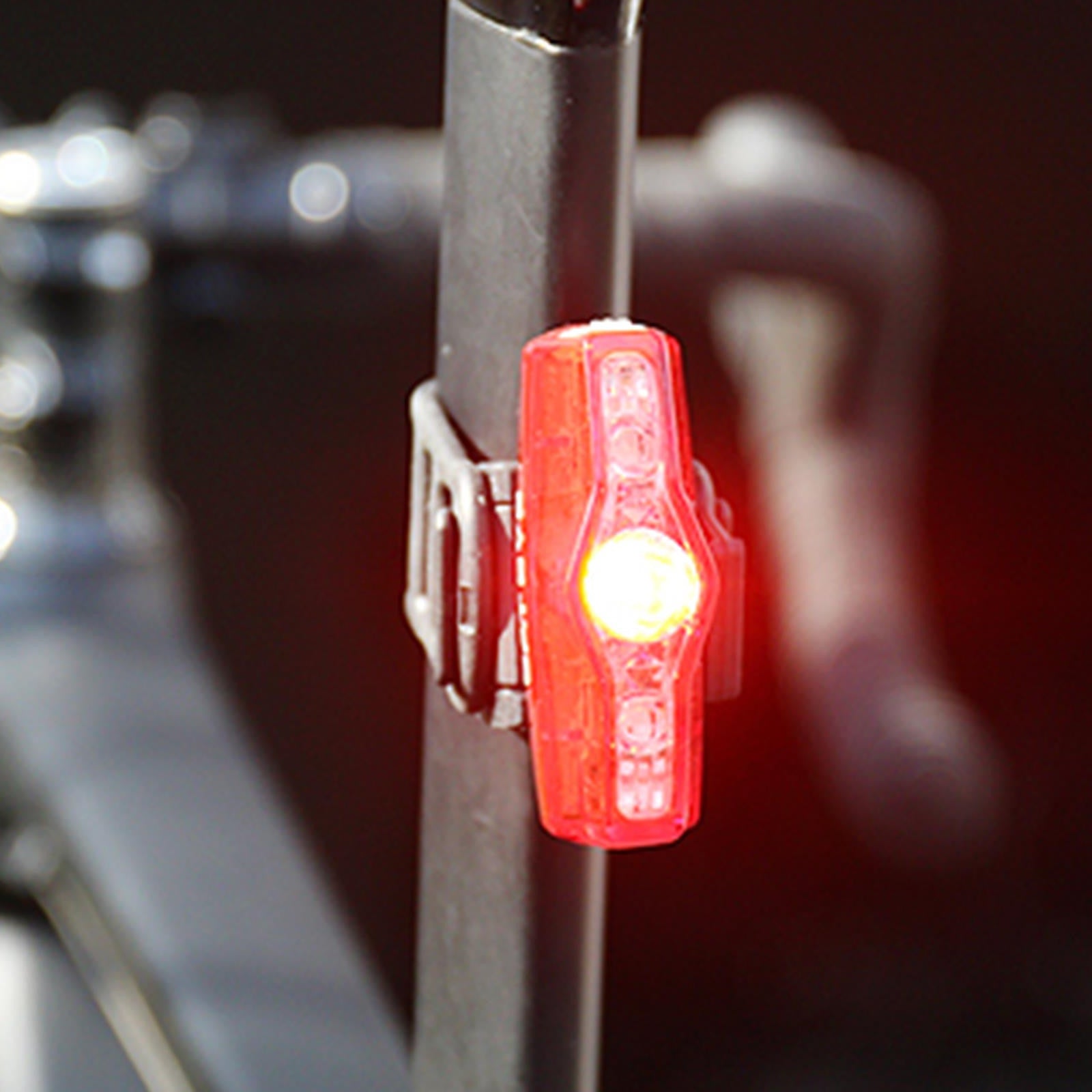 Cateye AMPP 500S / Viz 150 USB-C Front & Rear Bike Light Set Alternate 2
