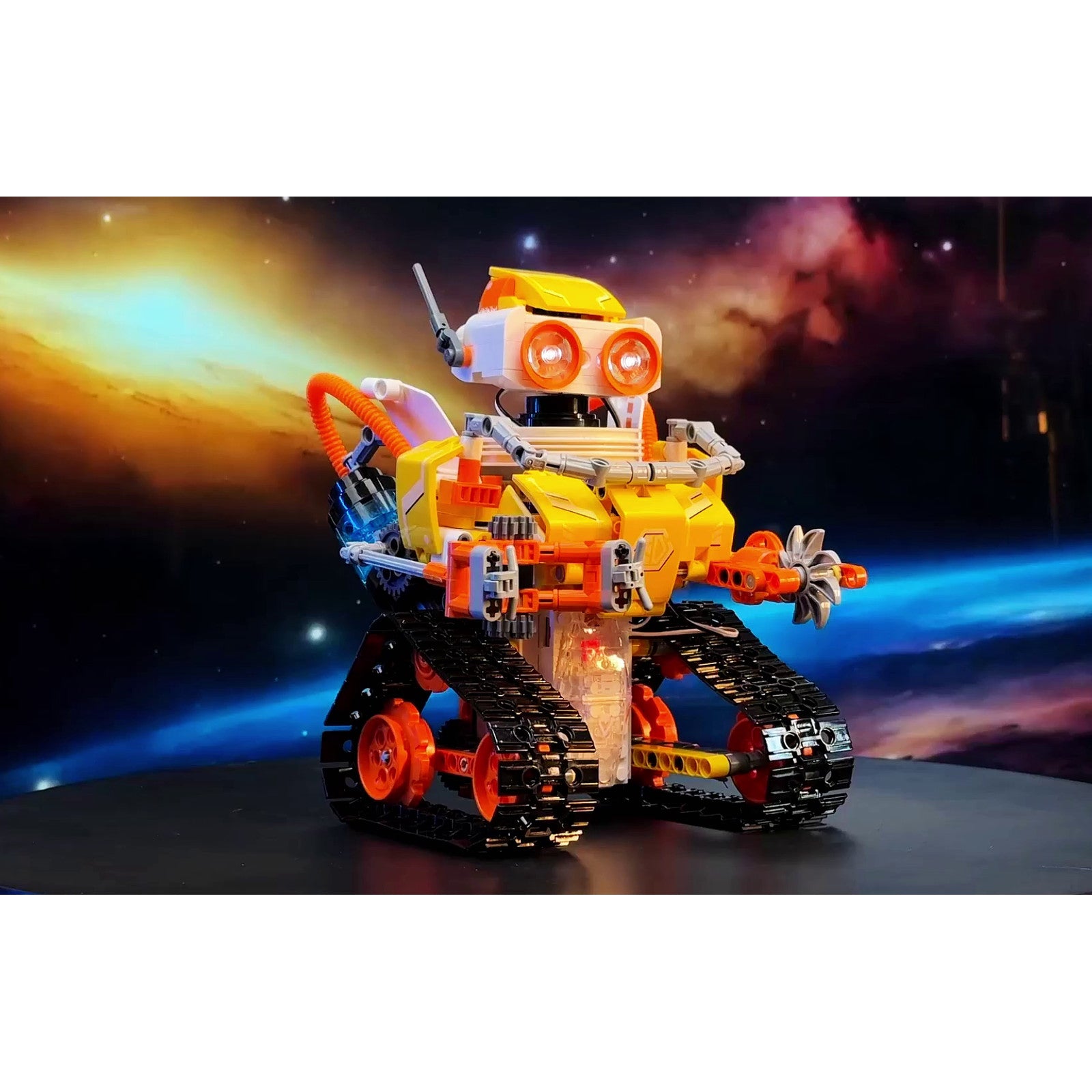 CaDA W-Bot Code Robot 3-in-1 3D Puzzle 455 Pieces C83003W Alternate 5