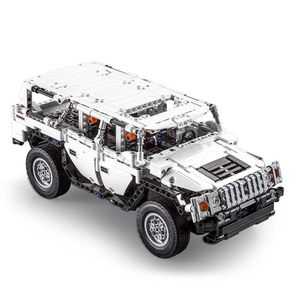 CaDA Warrior H2 Off-Roader 3D Puzzle 575 Pieces C51044W Alternate 2