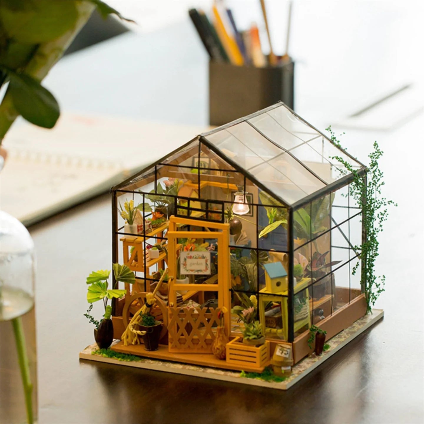 Rolife Cathy’s Flower House DIY Miniature House 3D Puzzle DG104