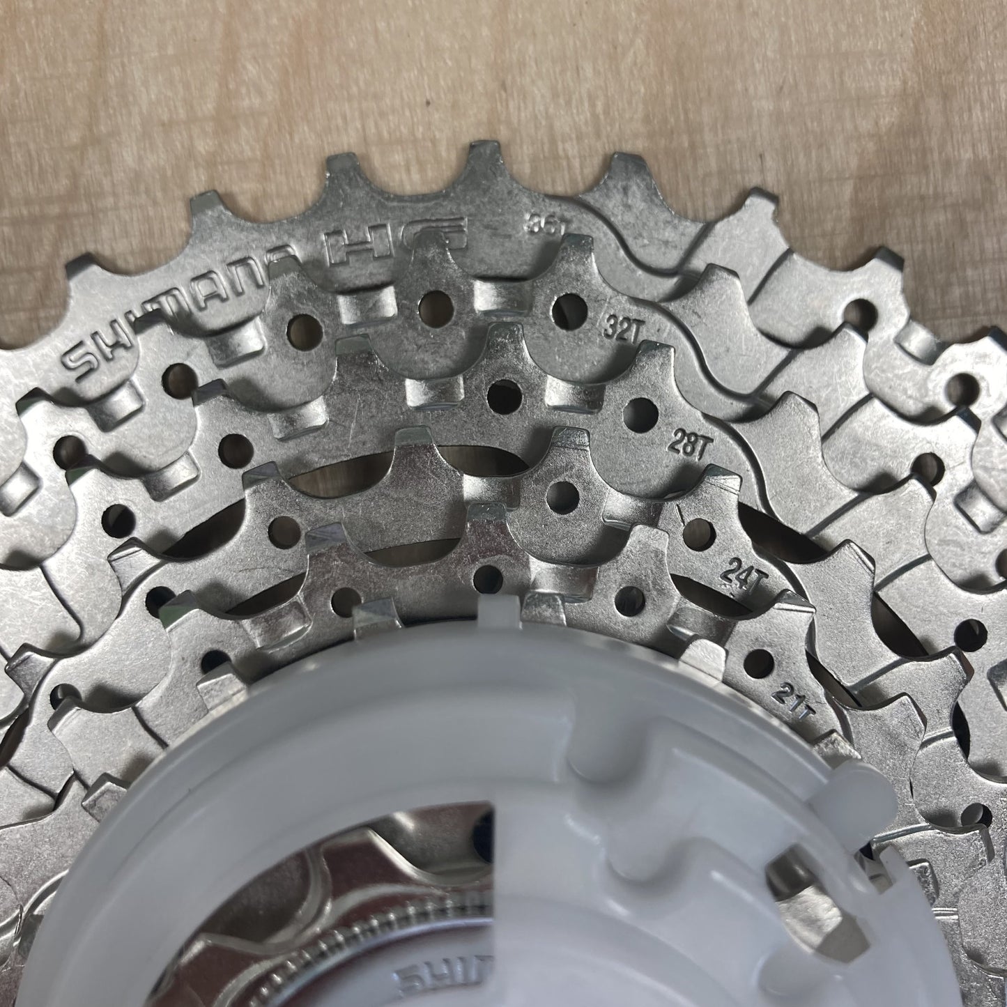 Shimano CS-HG400 Alivio 12-36 Teeth 9 Speed Bike Cassette Alternate 3