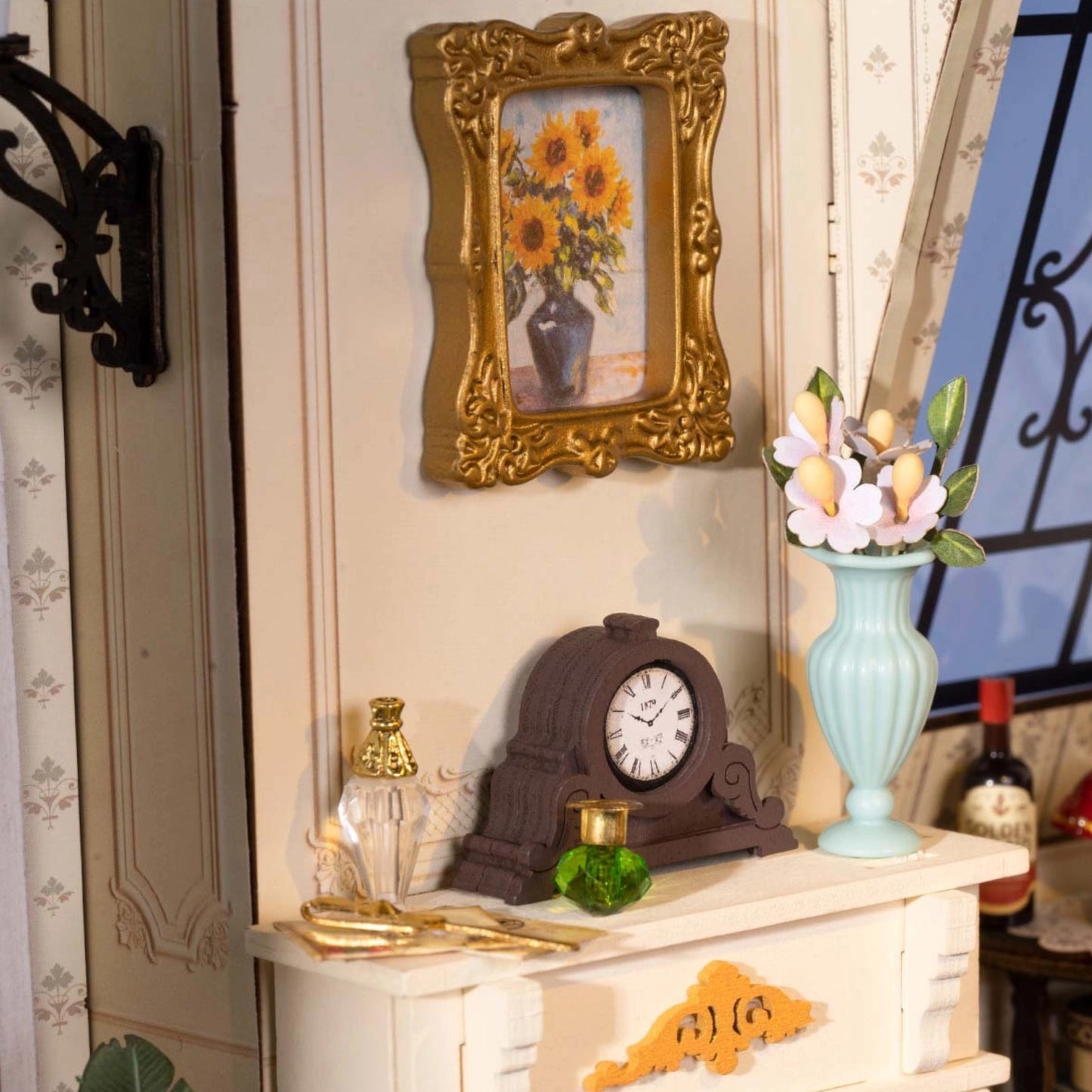 Rolife Catherine’s Living Room DIY Miniature House DG175 3D Puzzle Alternate 4