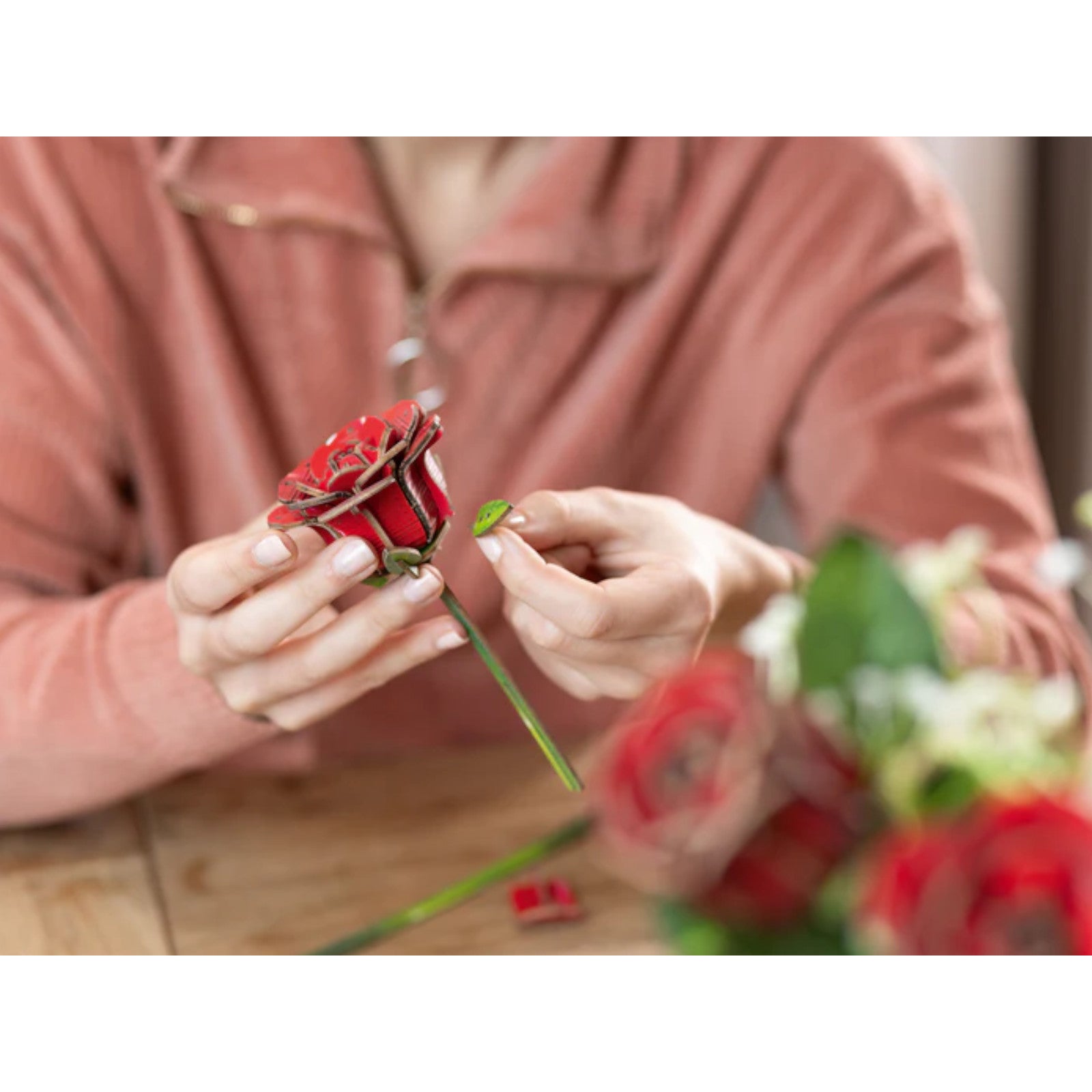 Revell Dream of Roses 3D Puzzle 00631 Alternate 10