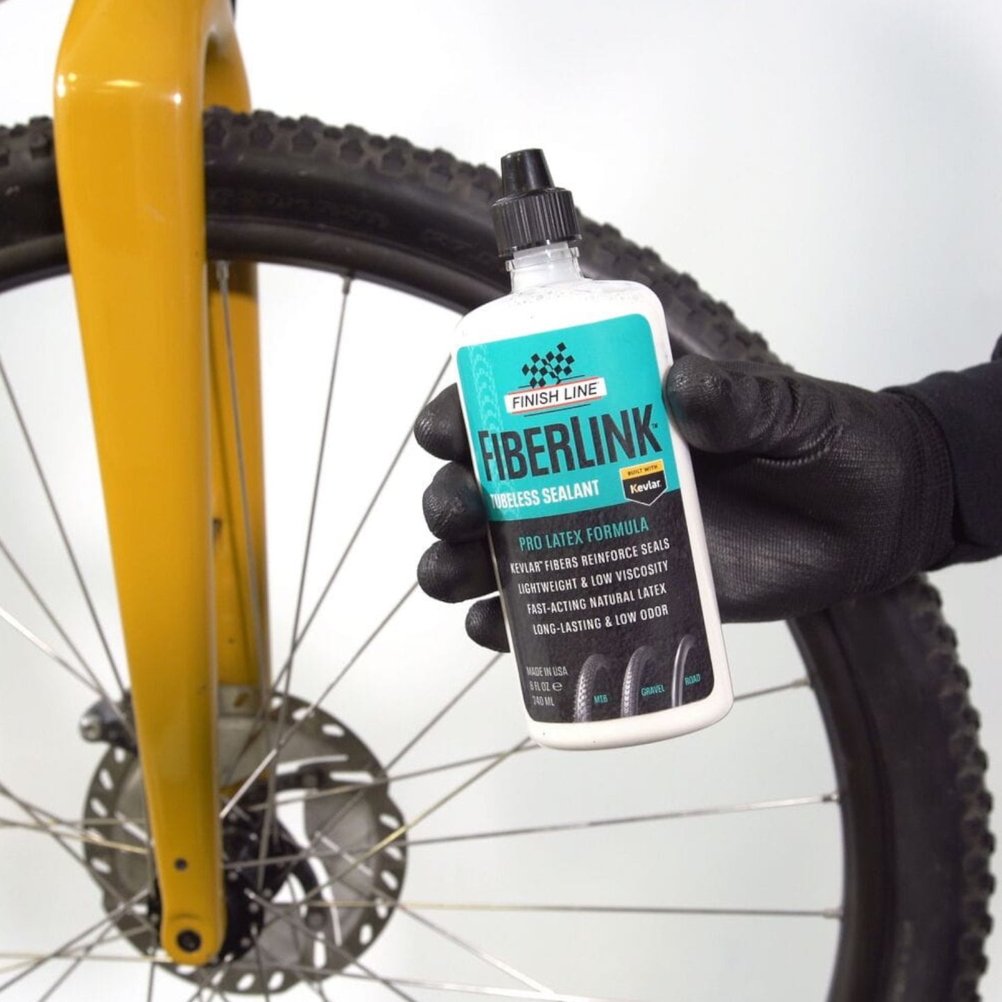 Finish Line FiberLink Tire Sealant 8 oz / 240 ml Bike Tubeless Tyre Sealant Alternate 4