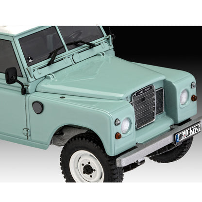 Revell Land Rover Series III 1:24 Classic 4x4 Model Kit
