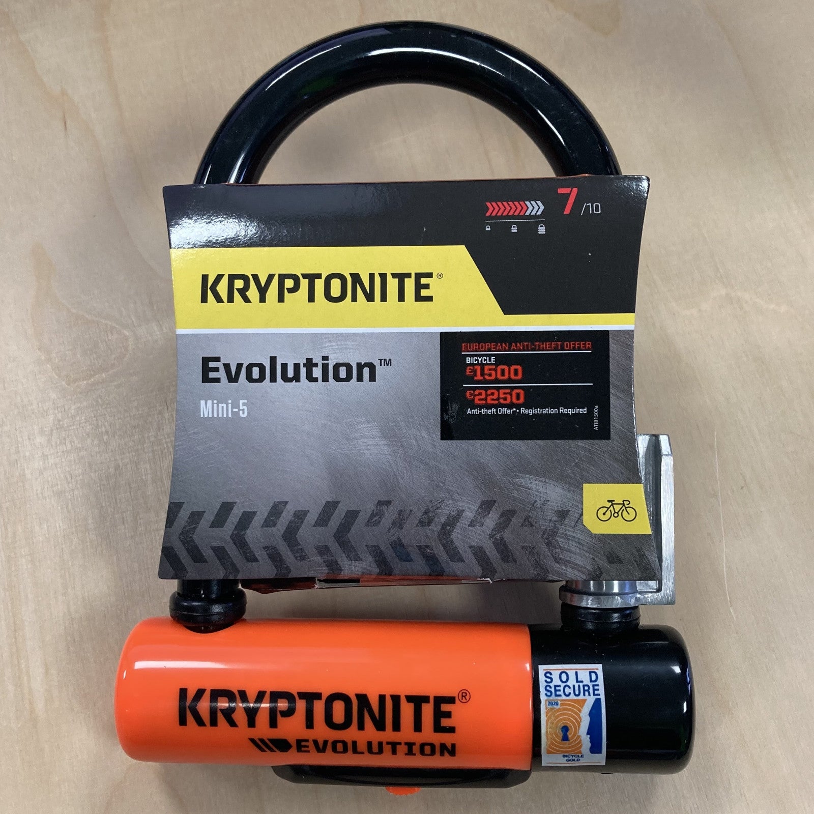 Kryptonite Evolution Mini 5 Bike D-Lock Alternate 2