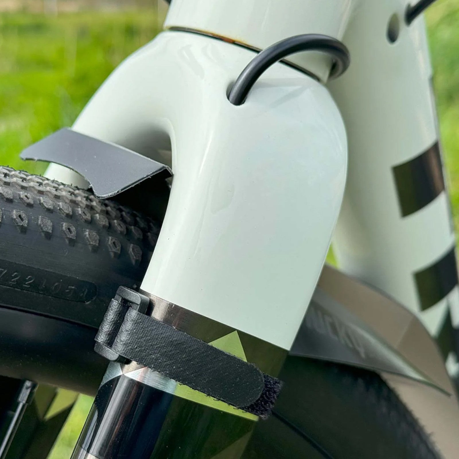 Mucky Nutz Mini Face Fender Clip On Front Bike Mudguard Alternate 3