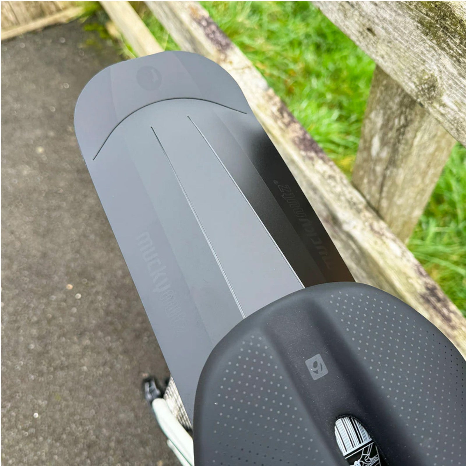 Mucky Nutz Fat Butt Fender Clip On Rear Bike Mudguard Alternate 1