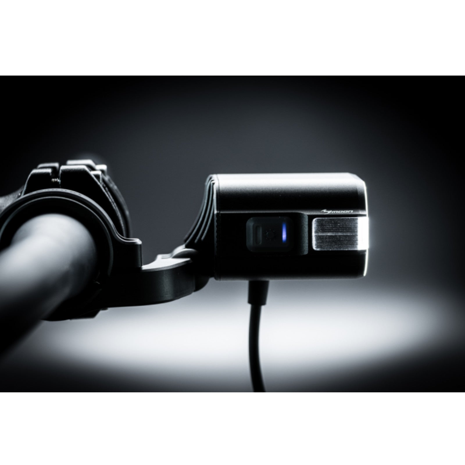 Moon E-Power 2000 lumen E-Bike Front E-Bike Light Alternate 6