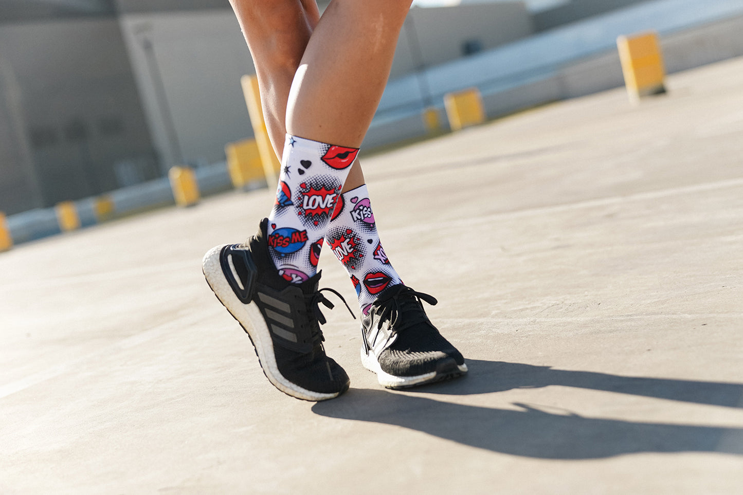 Sox Footwear Love Struck Bright & Fun Premium Crew Men's Cycling Socks Alternate 1